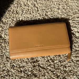 Vintage Coach Brown Leather Clutch